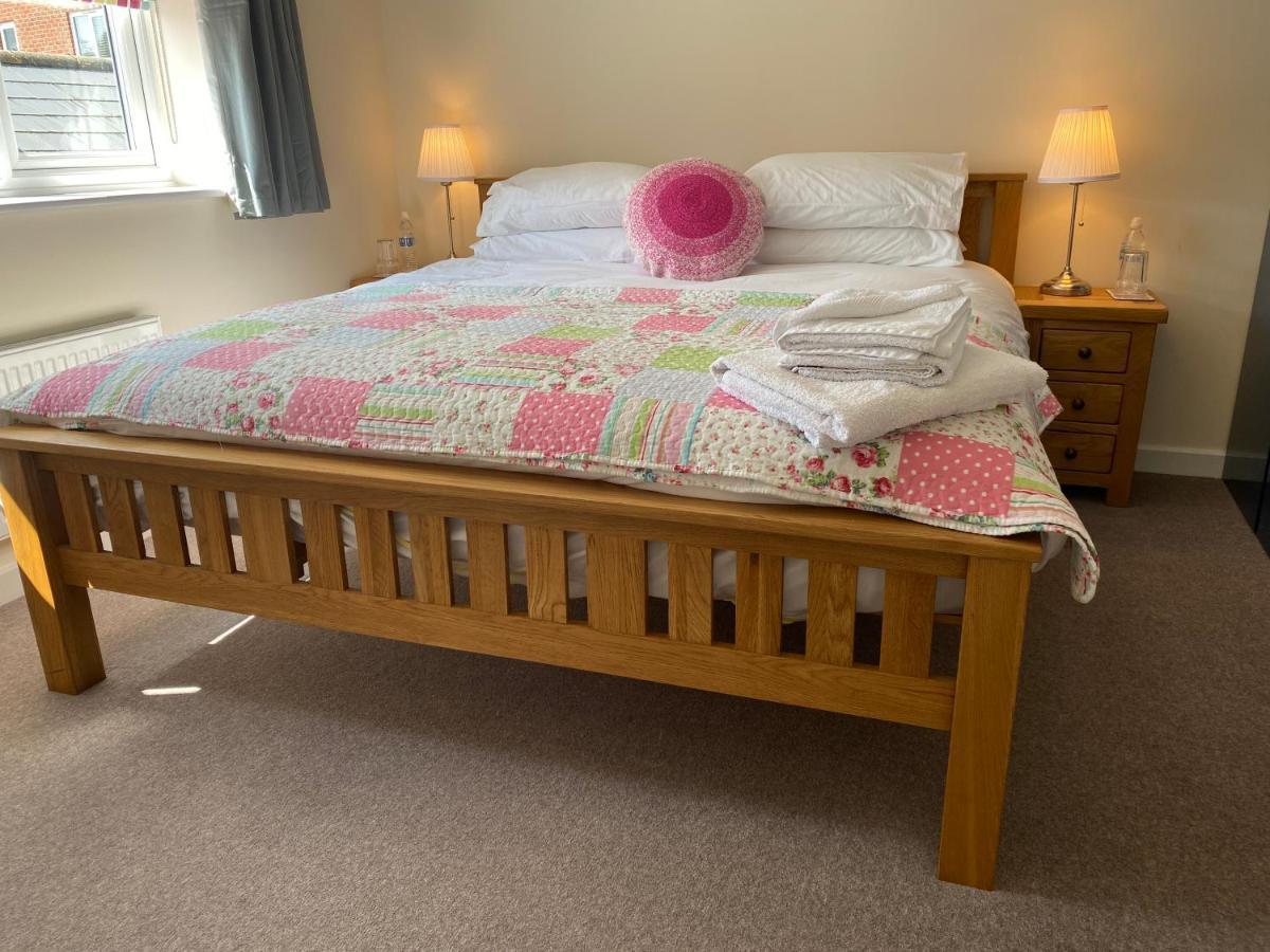 Wellington View One En Suite Shower And Super King Bed Esterno foto